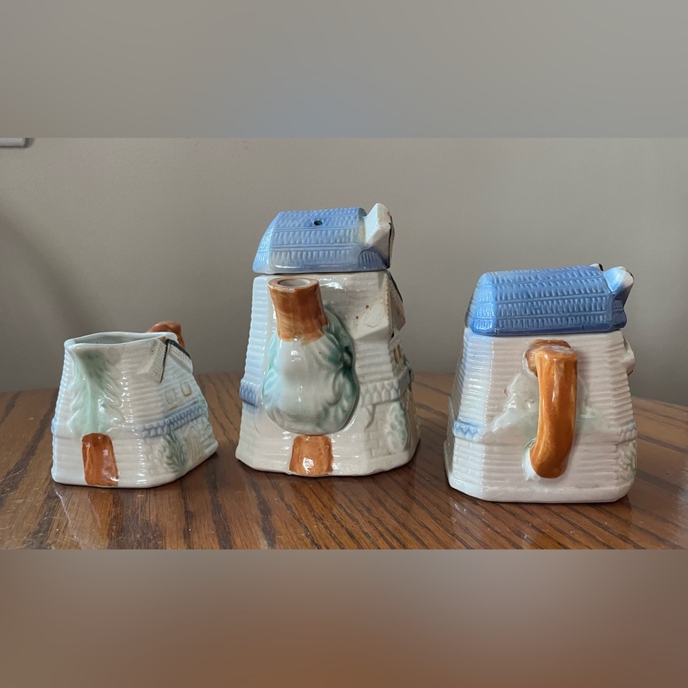 Dutch Windmill Tea Set - Picture 4 of 5